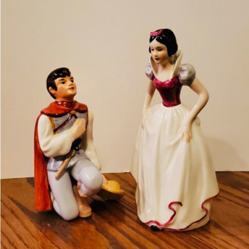 1980s Snow White and the Prince Figurine by Goebel